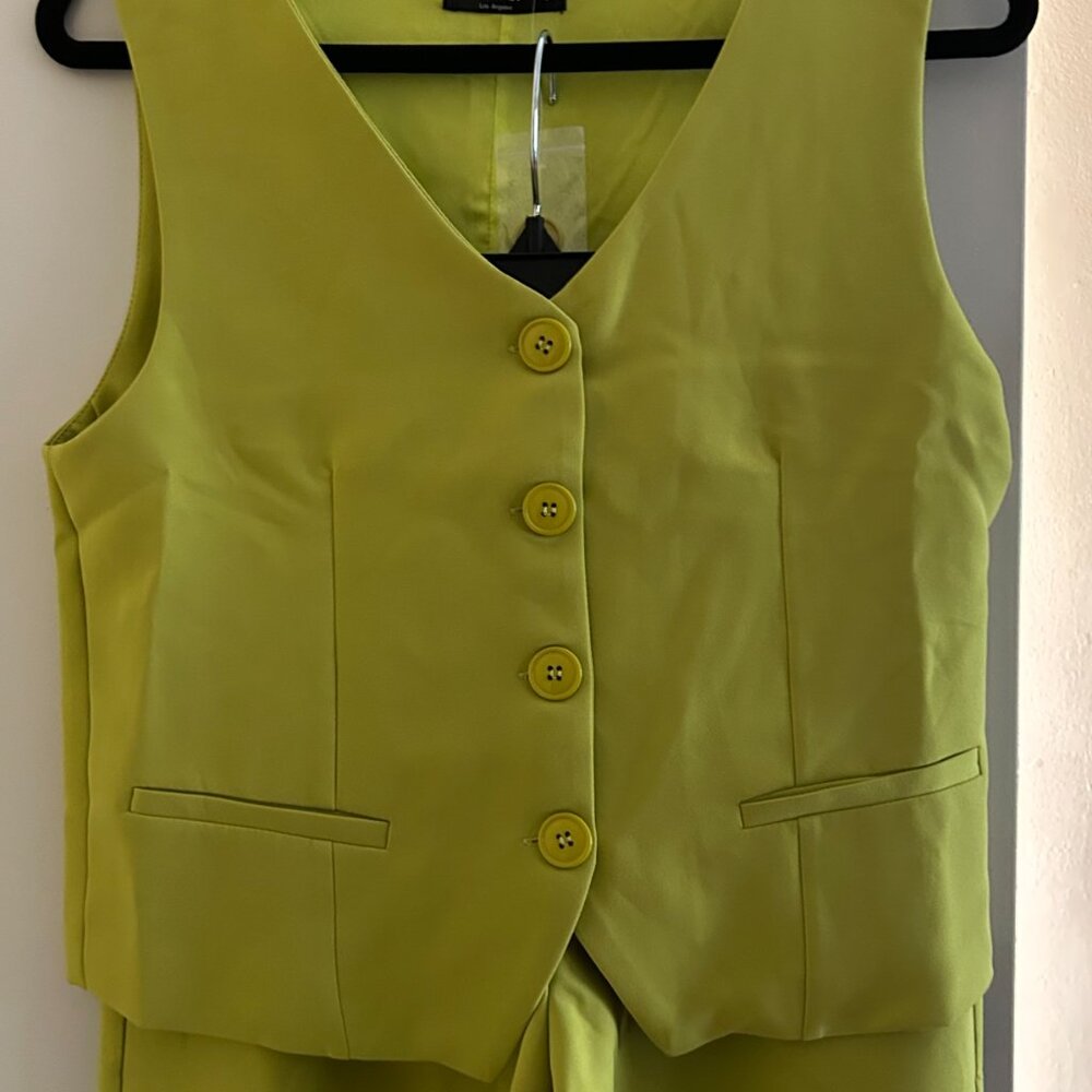 Lime green Power Suit - Picture 6 of 6
